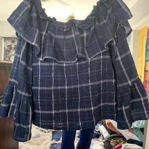 Off the shoulder flow sleeve blouse!